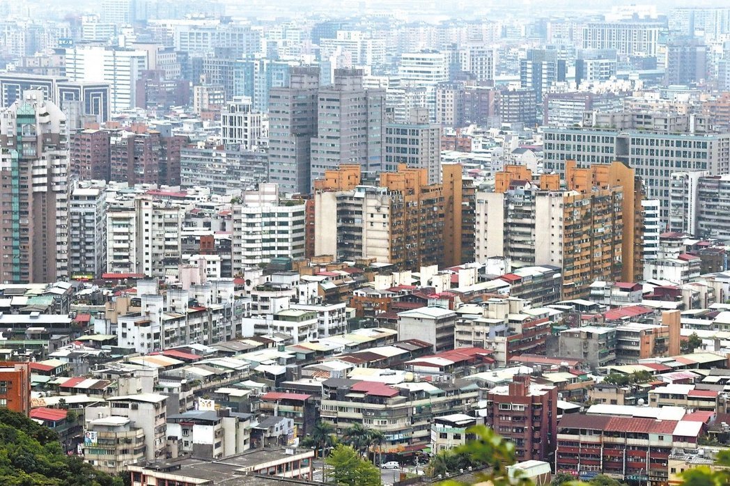 「CCIM估房價明年跌5%」的圖片搜尋結果