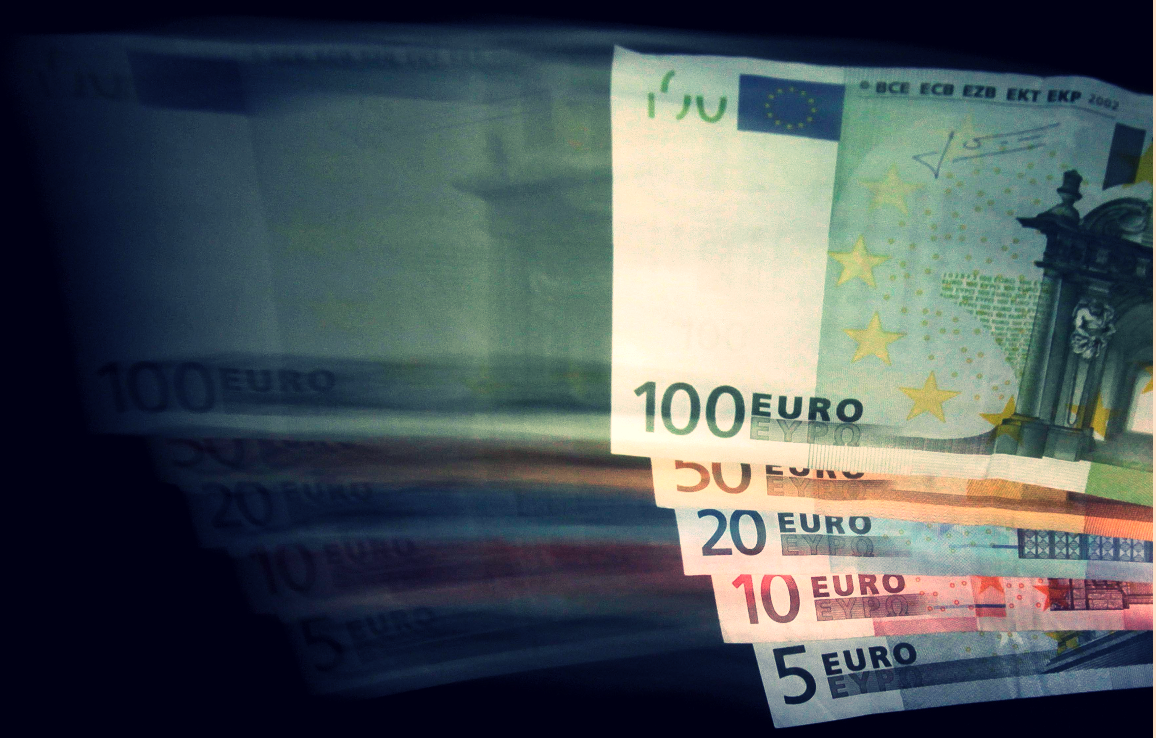 歐元的帝國符號：鈔票上的新帝國？ | 文化視角| 轉角國際udn Global