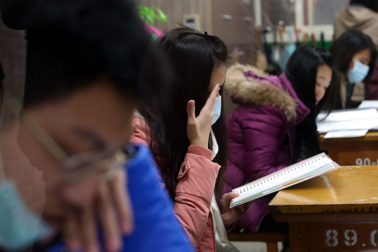要不要體罰 先來談談教育的 極限 吧 朱宥勳 鳴人堂