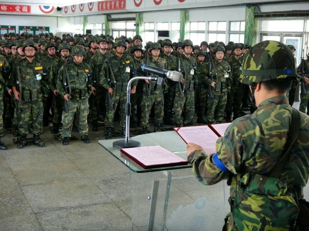 他怨當兵遇到過年無法回家過來人 春節留守才爽 鄉民爆報看 Oops 聯合新聞網