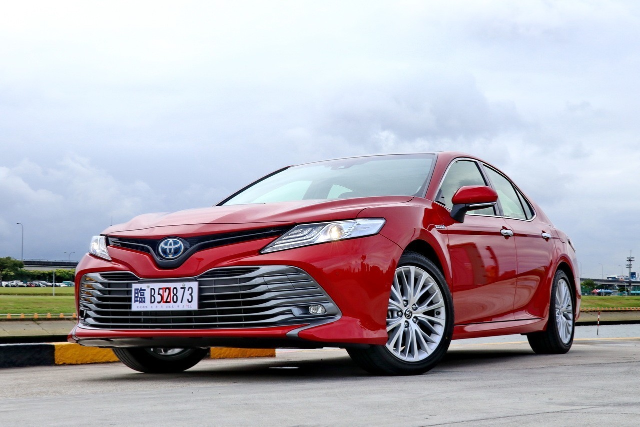 脫胎換骨新氣象toyota Camry 2 5 Hybrid試駕 深度報導 試駕精選 發燒車訊