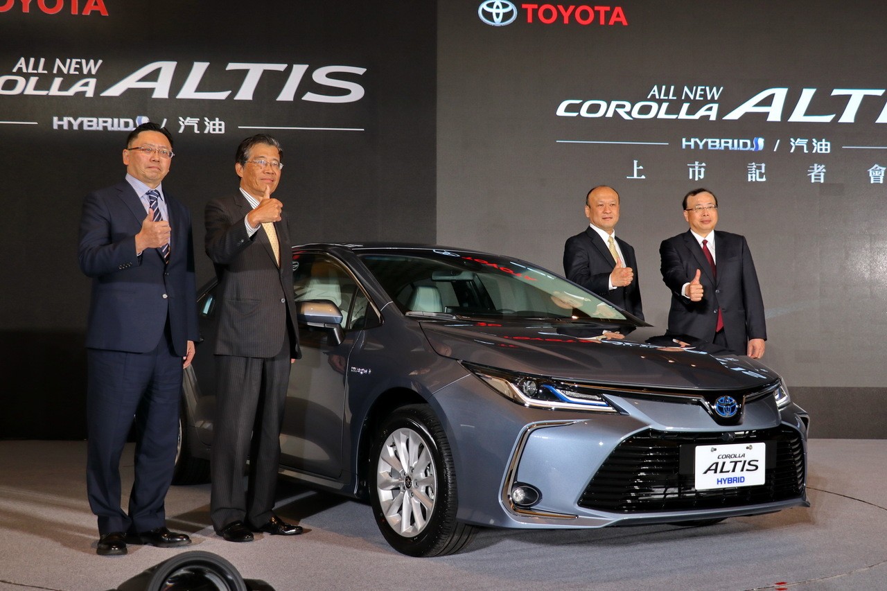 神車就是霸氣 Toyota Corolla Altis雙動力售價69 8萬起 車壇速報 國內車訊 發燒車訊