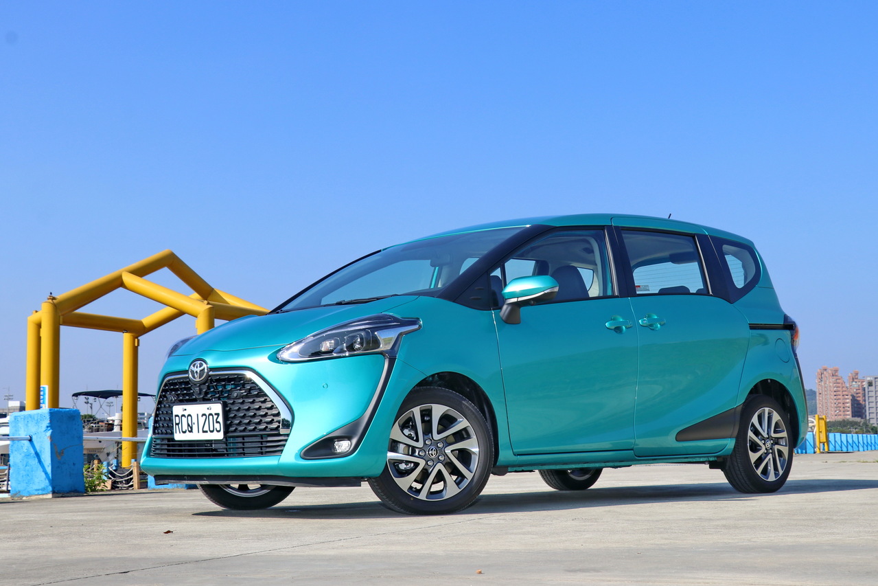貼心大空間是最大賣點toyota Sienta七人座尊爵版試駕 深度報導 試駕精選 發燒車訊
