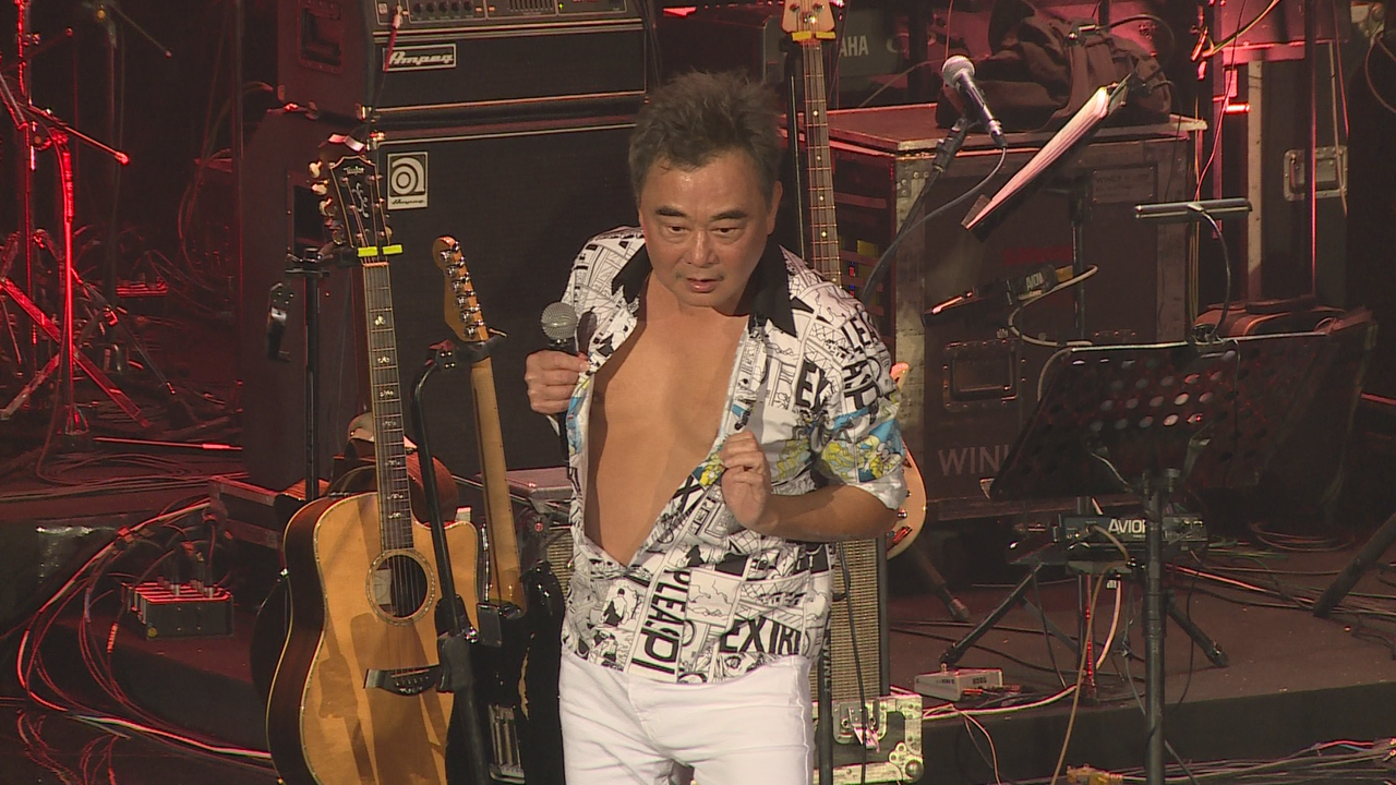 陳昇跨年開唱二度轉身擦淚不忘露點狂扭撩粉 音樂 噓 星聞