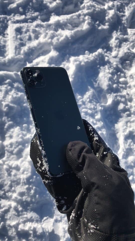 滑雪意外搞丟iphone 11 Pro 深埋雪堆兩天後挖出 還有電 鄉民爆報看 Oops 聯合新聞網