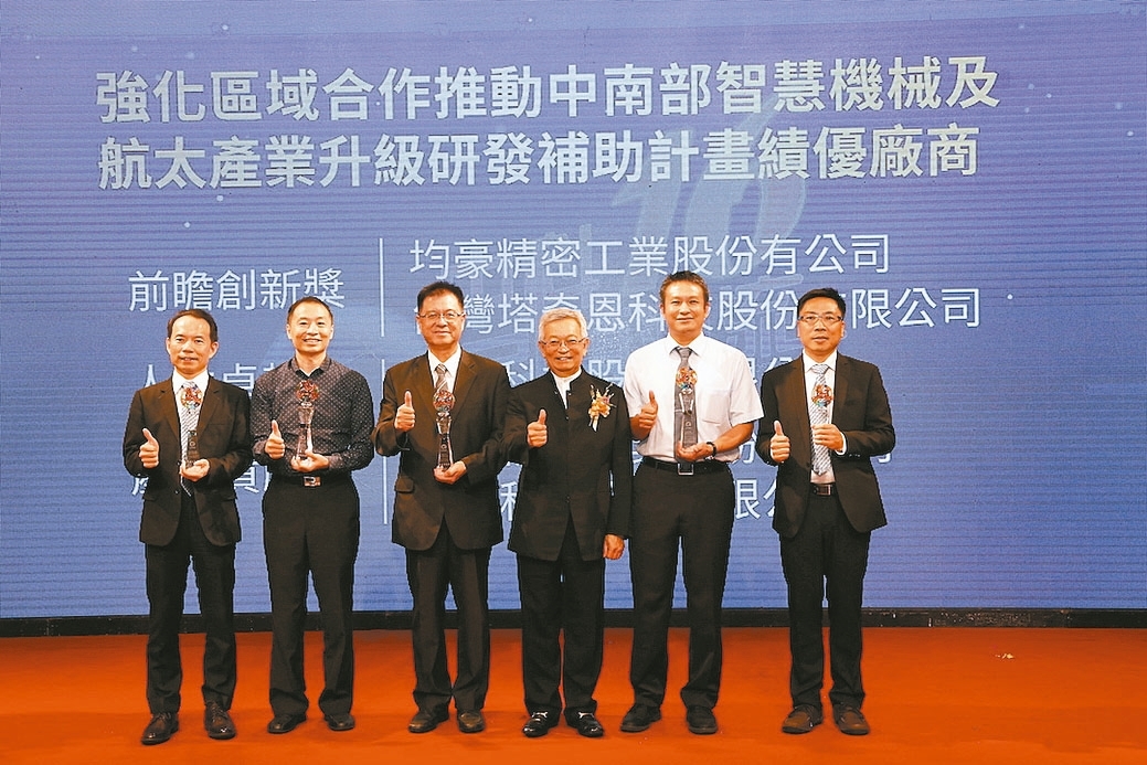新冠肺炎轉單效應 搬運機器人成趨勢 新冠肺炎轉單效應 搬運機器人成趨勢
