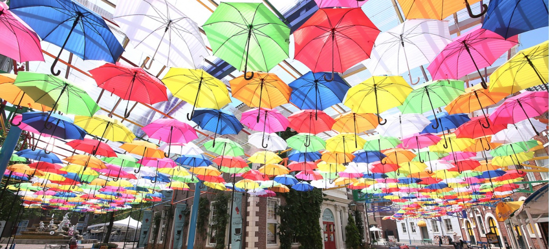 愛晴空也愛夏雨天 日本梅雨季新玩法 漂浮雨傘大街 4 1選 旅遊 聯合新聞網