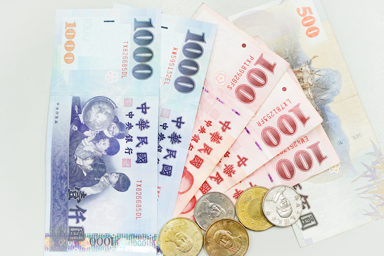 店家拒收20元硬幣「不違法」 網友歪樓：我可以全收嗎？ | 鄉民爆報看| Oops | 聯合新聞網