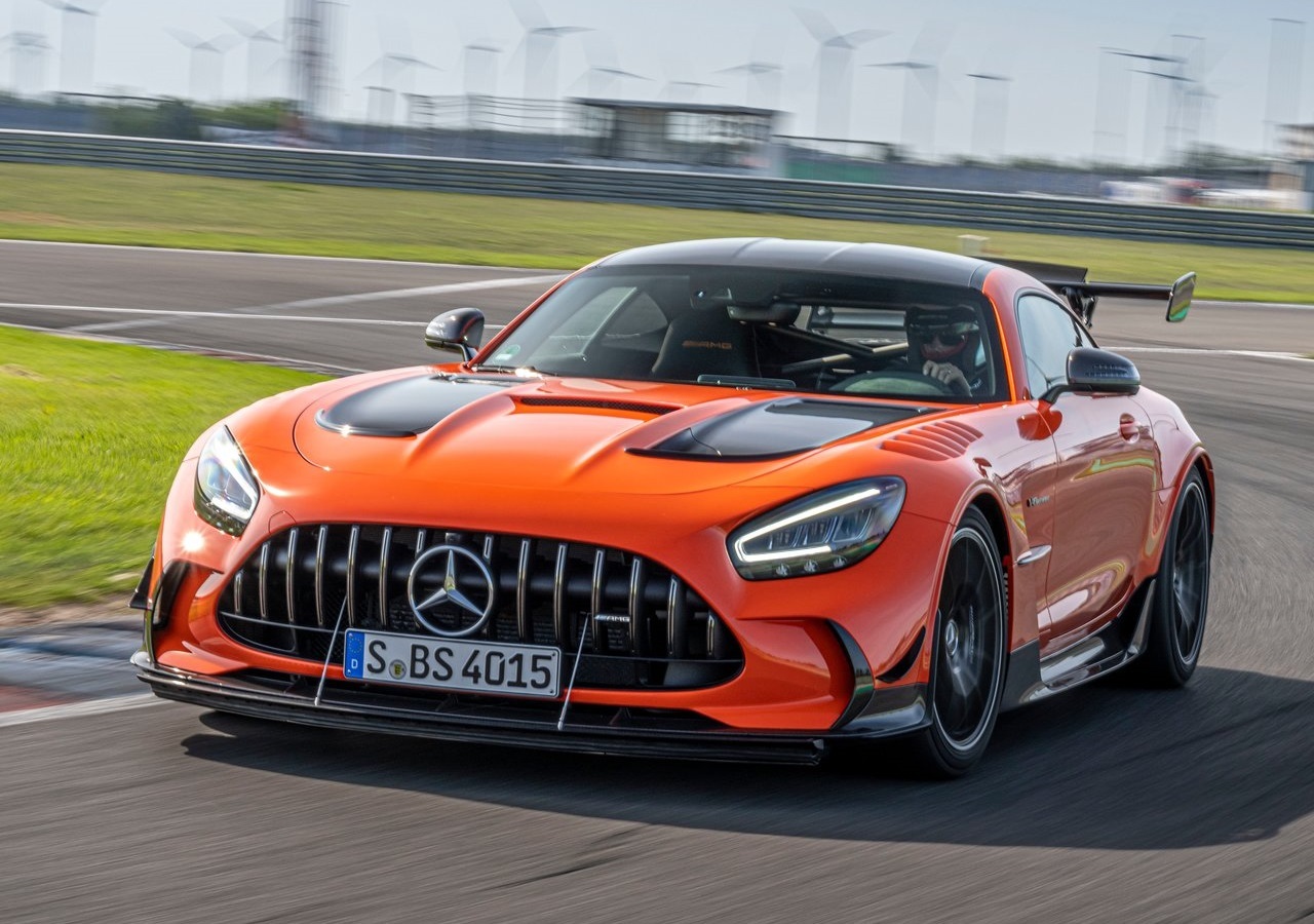 影 911 Gt2 Rs Mr擊破 賓士amg Gt Black Series刷新德國霍根海姆賽道紀錄 車壇新訊 國際車訊 發燒車訊