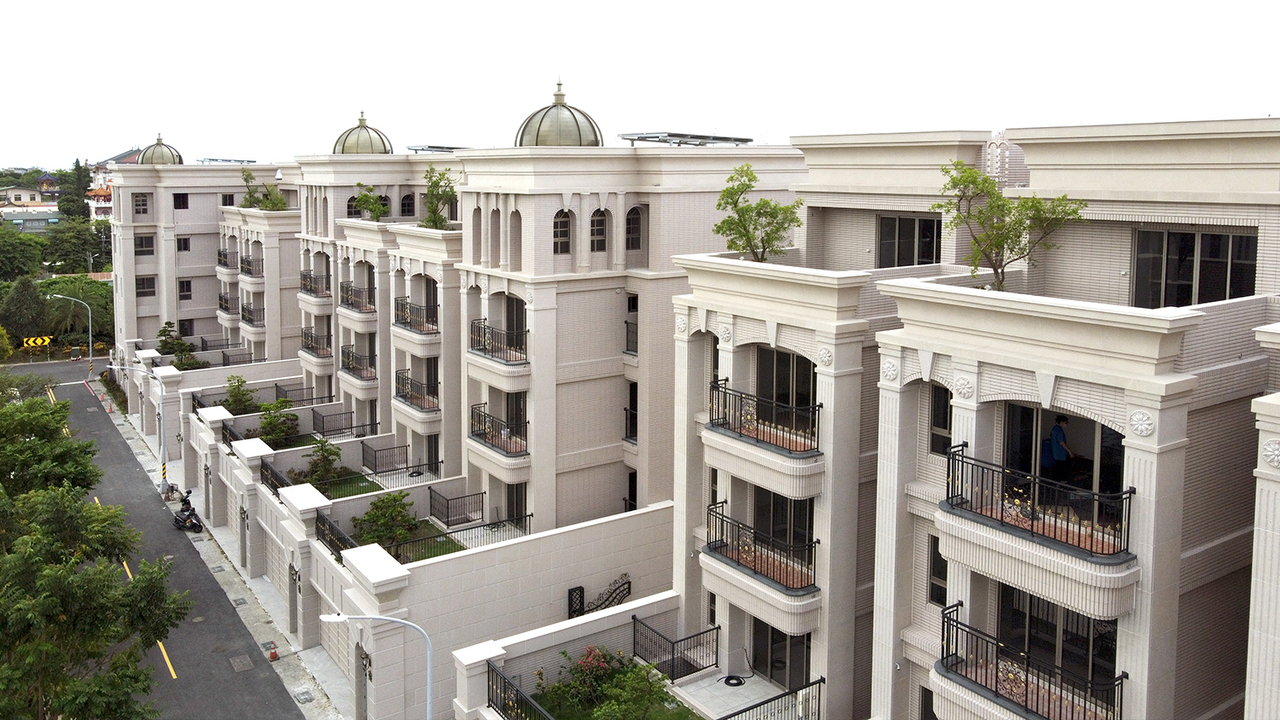 百立仁美 百立建設十年蘊藏打造城市裡的棕櫚莊園 南台灣熱銷建案 有 房子 房地產