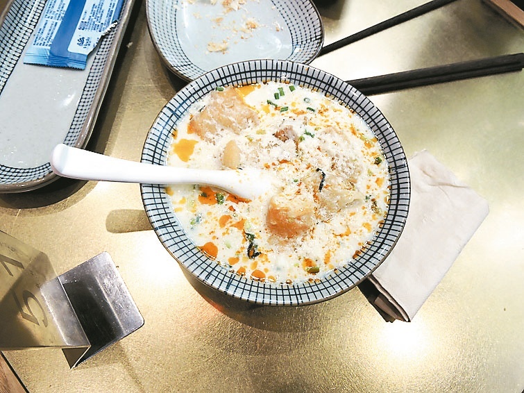 他嫌鹹豆漿像 廚餘 掀論戰網曝真相 豆漿本來是鹹食 鄉民爆報看 Oops 聯合新聞網