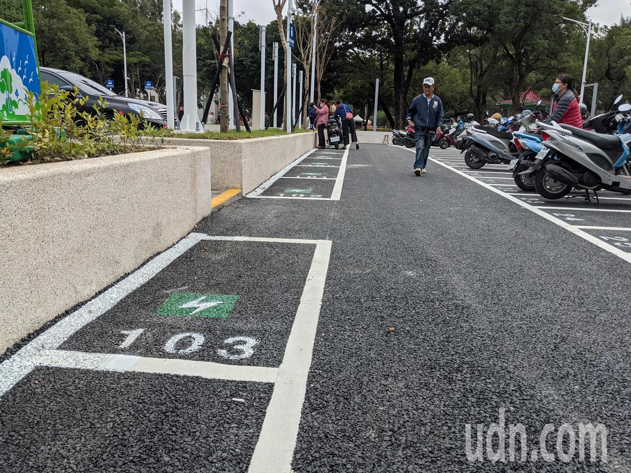屏東公園中華路外停車場完工開放緩解周邊停車壓力 高屏離島 地方 聯合新聞網