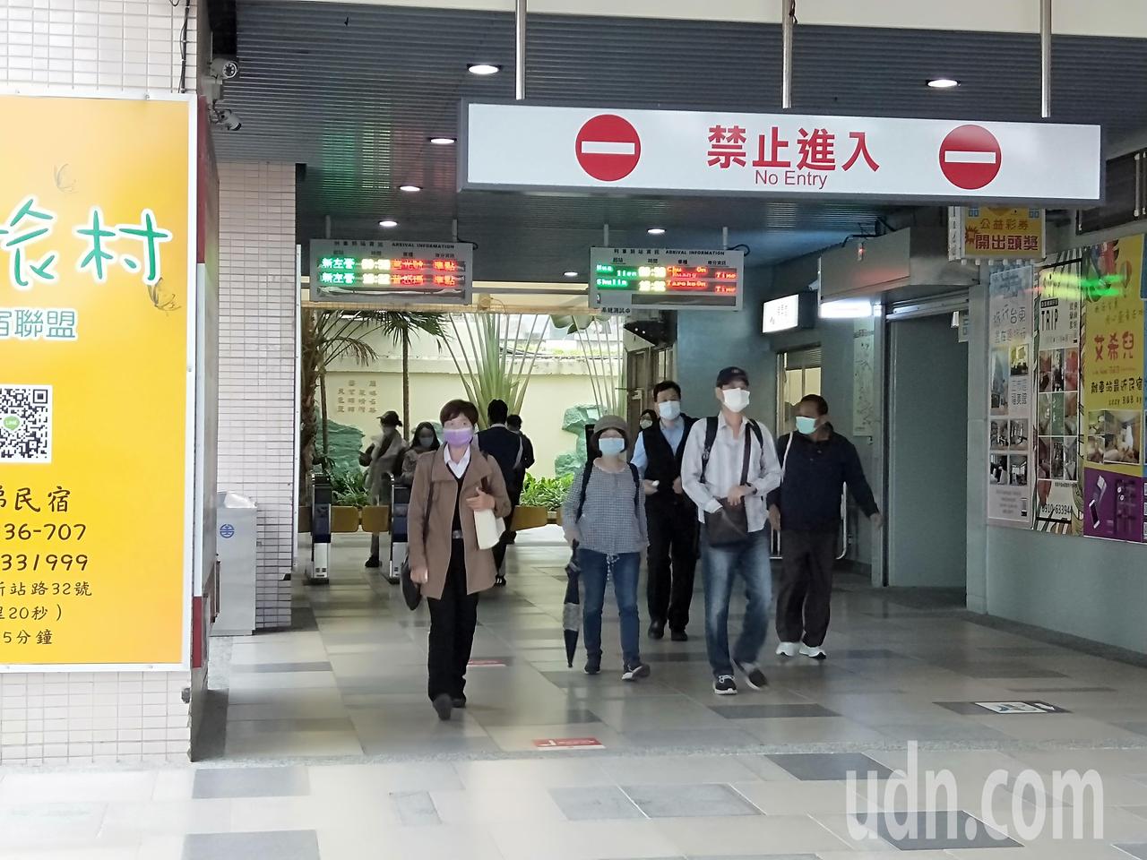 南迴電氣化行車時間縮短 營運首日旅客發現有班次更慢 生活新聞 生活 聯合新聞網