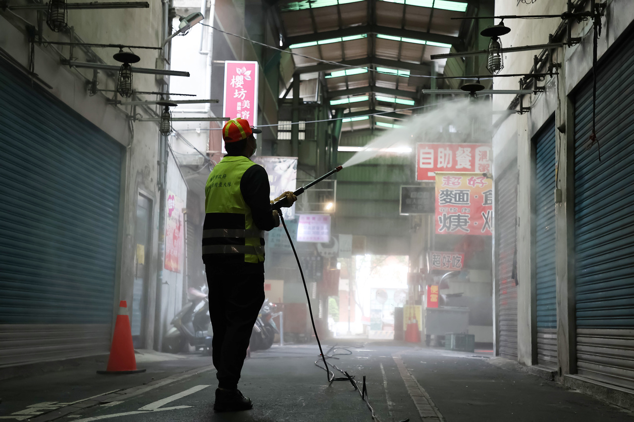 北部縣市從嚴防疫桃園估監控恐逾1 3萬人 桃醫群聚案擴散 要聞 聯合新聞網