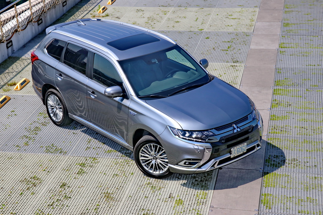 日本原裝雙動能suv Mitsubishi Outlander Phev試駕 深度報導 試駕精選 發燒車訊