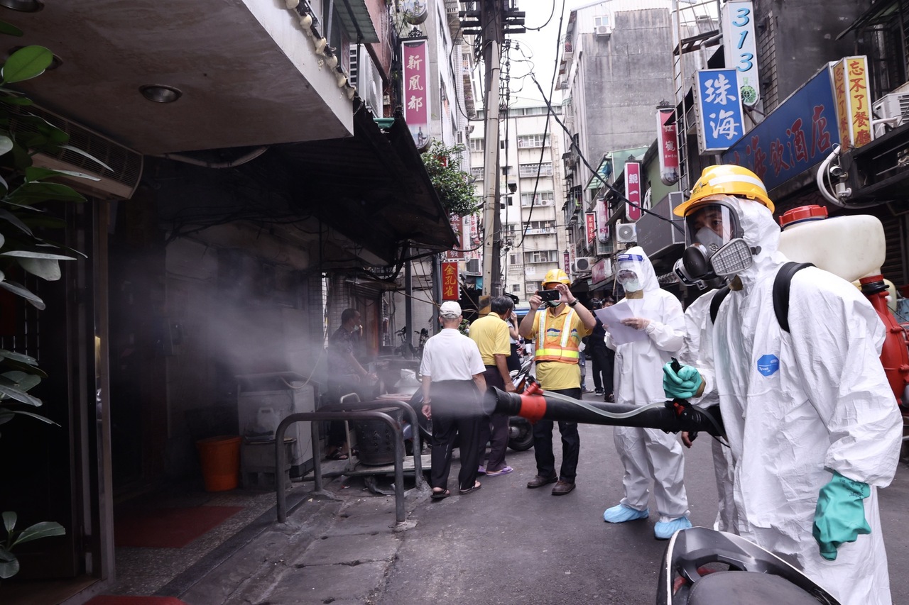 合庫土城分行傳員工親屬確診合庫 分行已緊急消毒 我嚴防新冠肺炎 要聞 聯合新聞網