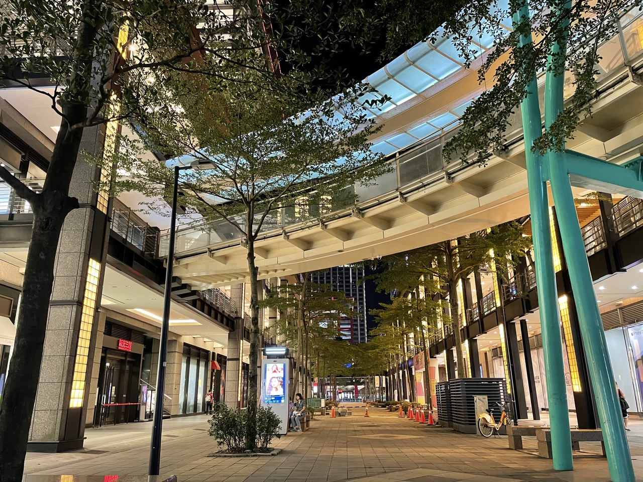 疫情擴大染疫風險增北市信義區周末夜晚猶如空城 疫情最新跑馬燈 要聞 聯合新聞網