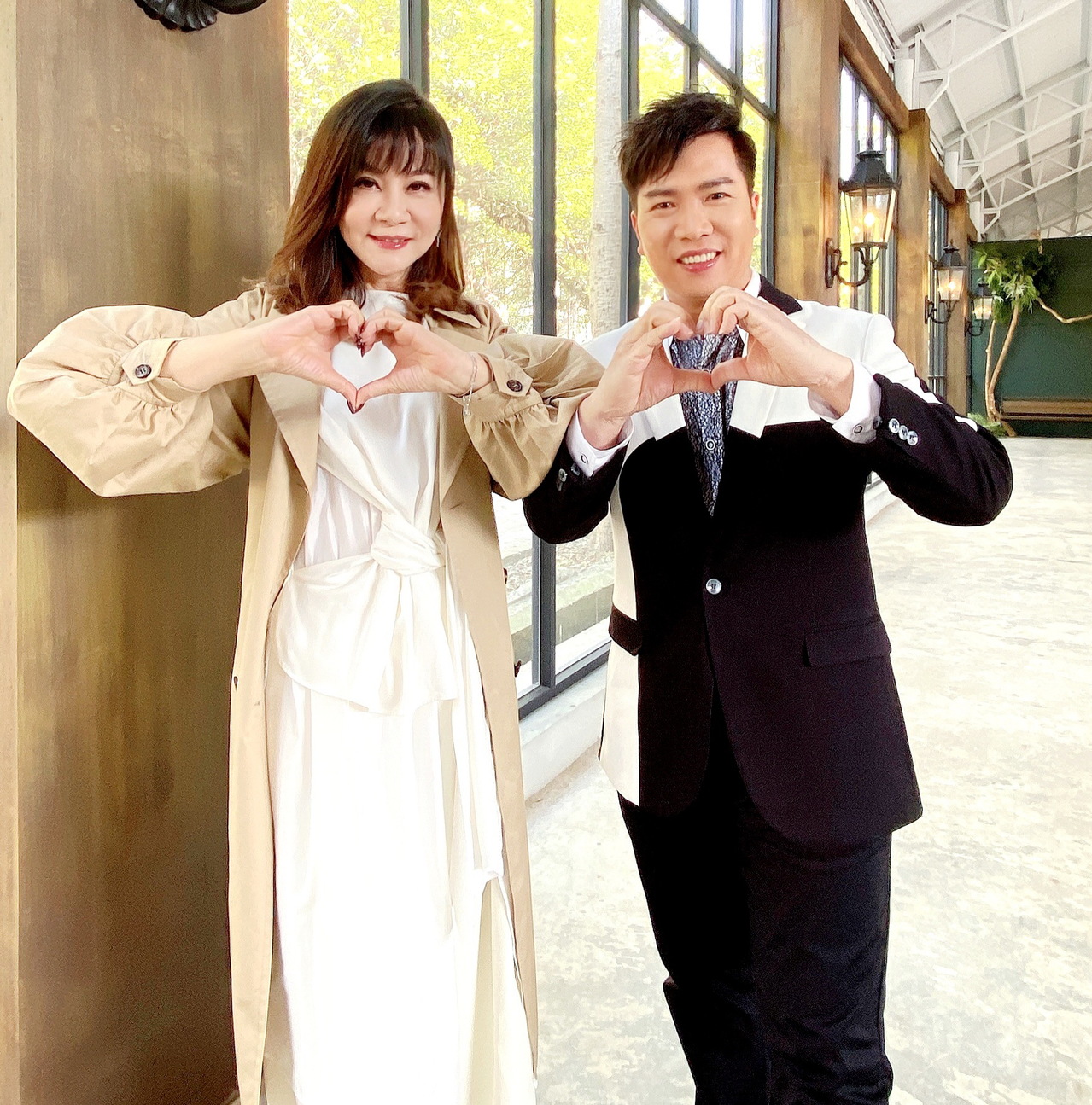 龍千玉跨刀劉信明笑場返鄉宮廟演唱會急喊卡 音樂 噓 星聞