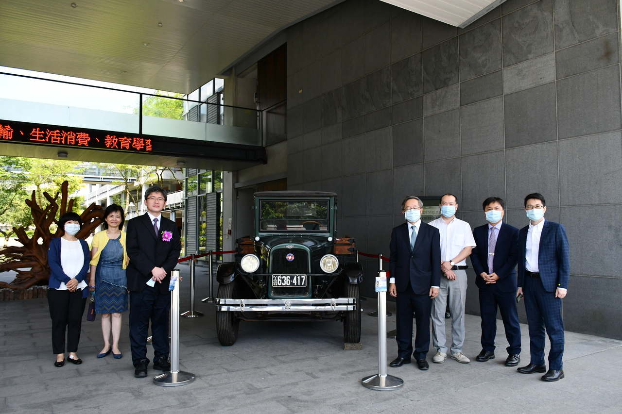 台灣新聞通訊社 產自1926年皮卡車被譽 蘇花百年用車 宜大展示超搶眼 Taiwan News Agency
