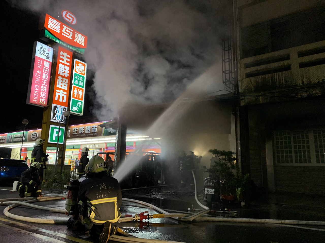 消防的眼淚 下 民代闖火災現場施壓添亂看這些讓消防員 爆氣 的瞬間 生活萬象 聯合報