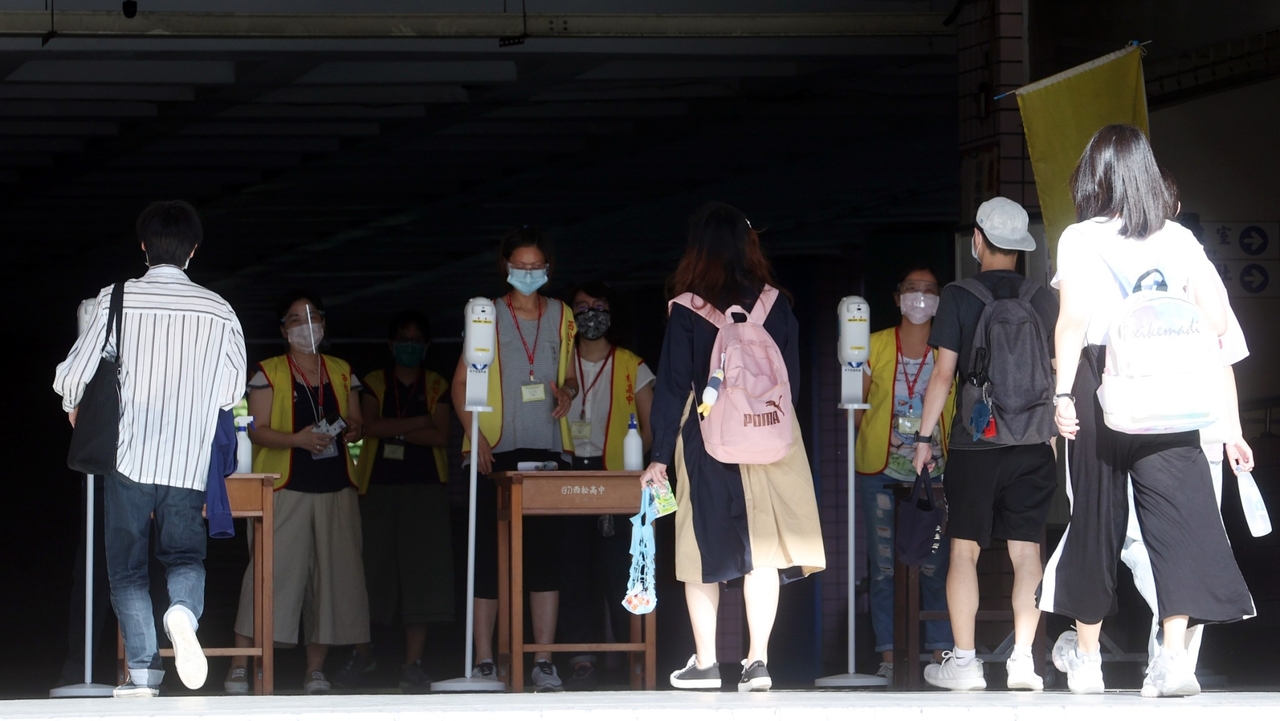 新課綱拚重考 劣勢多於優勢 大學考招 文教 聯合新聞網