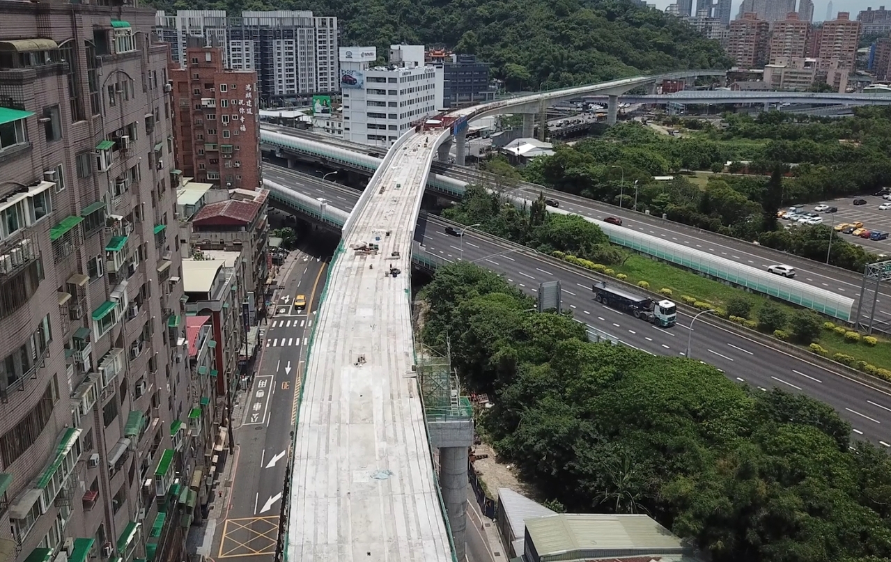 無感 新店安坑輕軌首列車將進駐房價年漲1 產業綜合 產經 聯合新聞網 無感 新店安坑輕軌首列車將進駐房價年漲1 產業綜合 產經 聯合新聞網