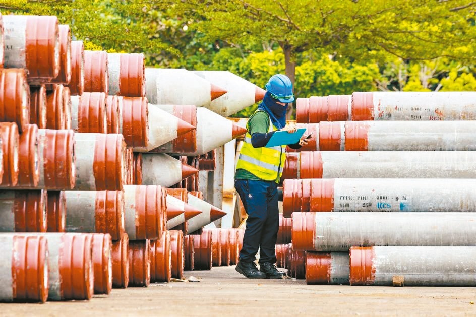 旭磯混凝土基椿為風光系統打基礎 綠色產業 商情 經濟日報 旭磯混凝土基椿為風光系統打基礎 綠色產業 商情 經濟日報