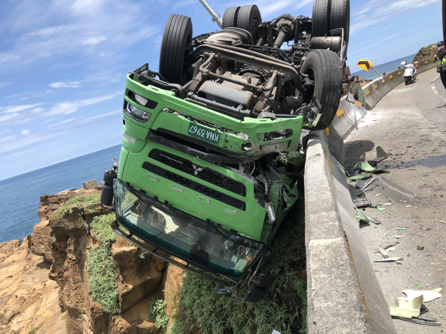 大貨車「玩命快遞」 台2線淪競速叢林警寄望這招掃惡名| 生活萬象| 聯合報