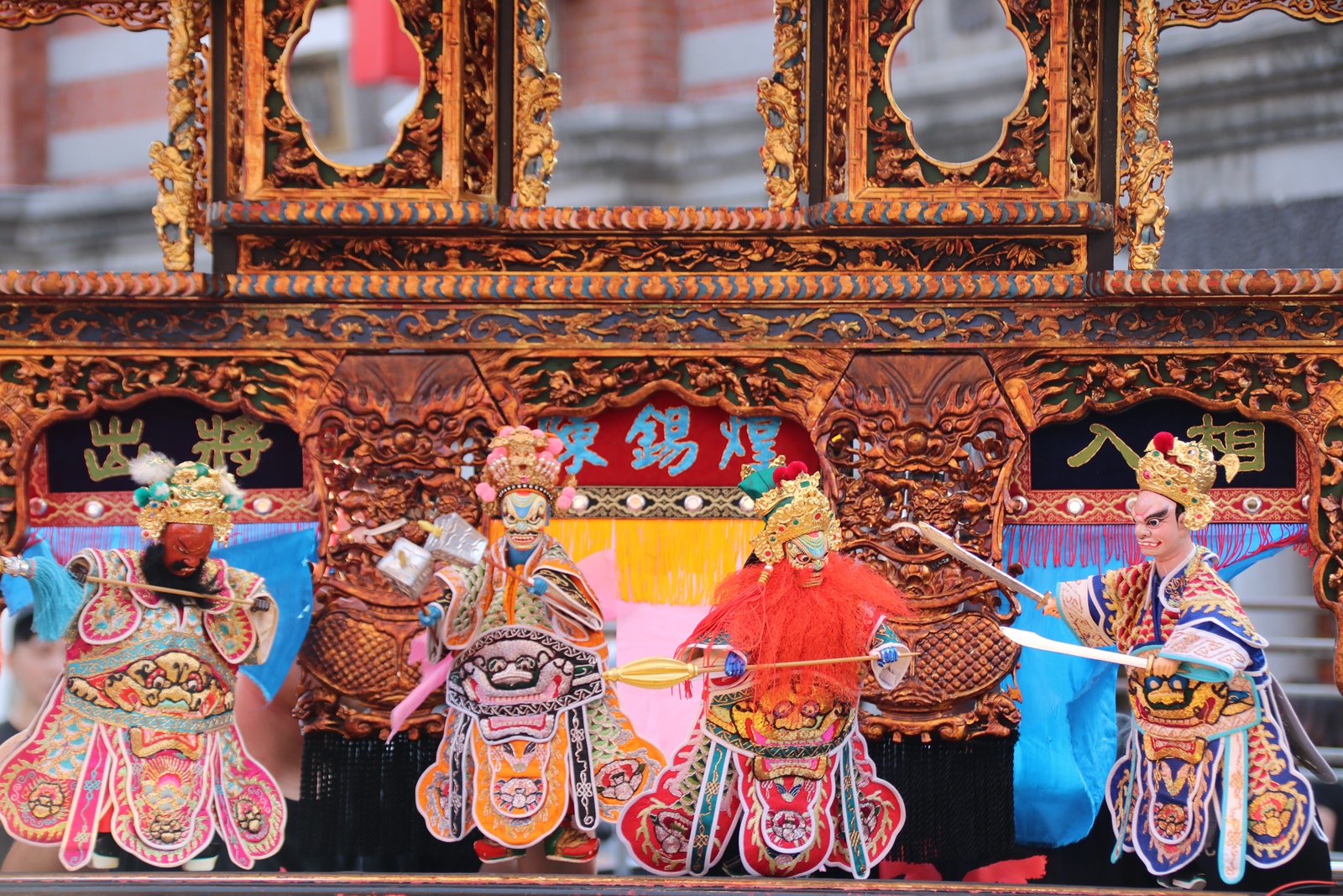 「谢平安 逗阵行」系列活动由陈锡煌传统掌中剧团打头阵，11月1日至15日将在园区带来「神判记」。图／全联善美的文化艺术基金会提供