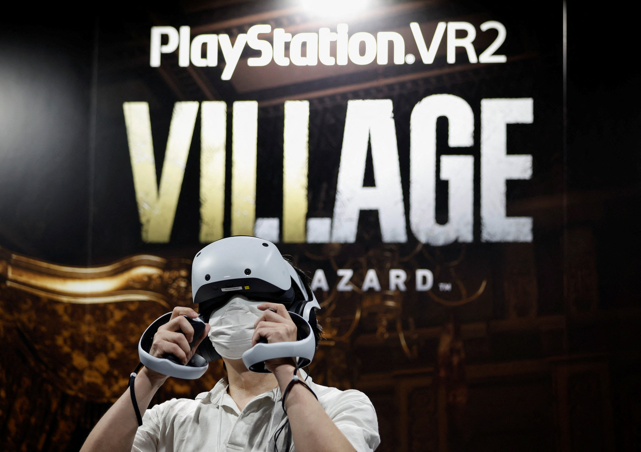 人気ブランドの新作 【最終値下げ】PlayStation VR2 プレステVR2 家庭