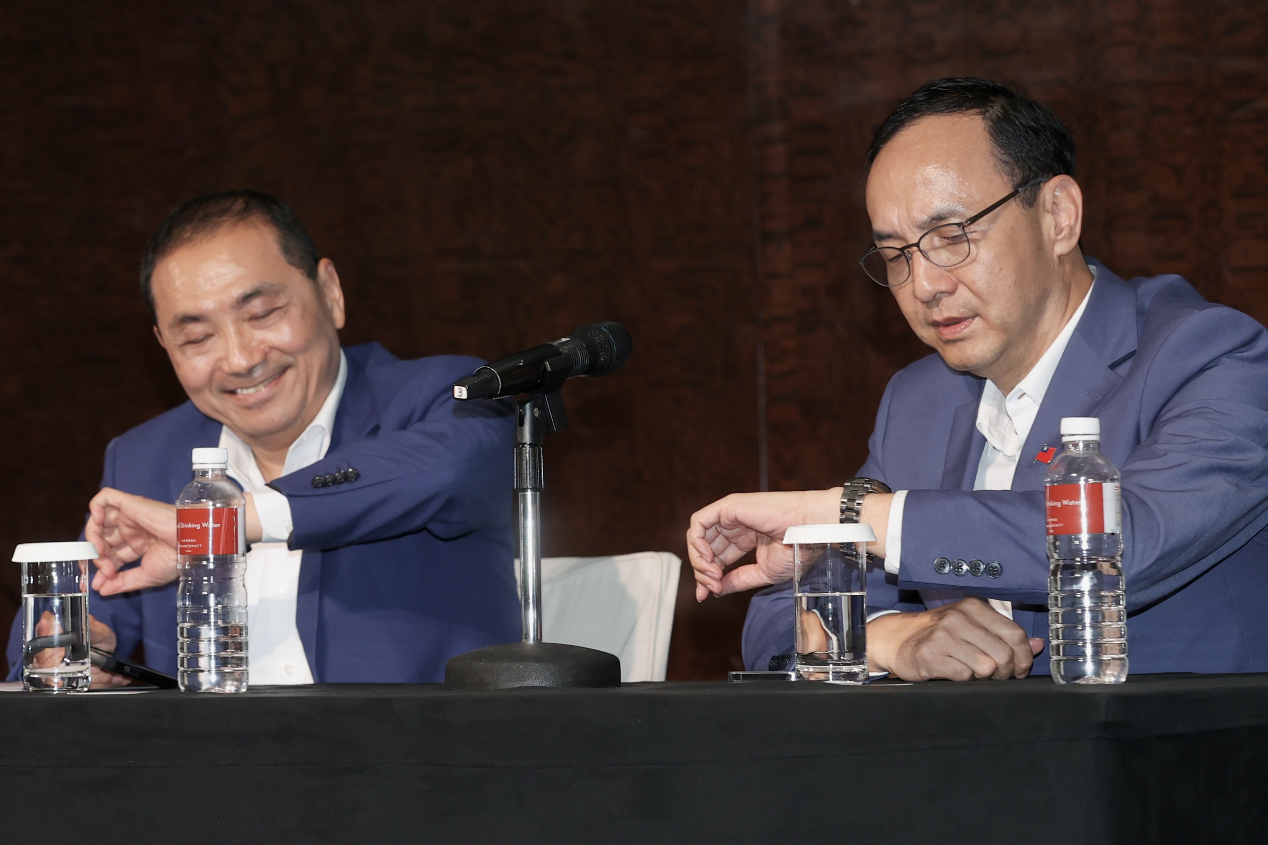 侯柯郭會談15點懶人包曝光！PTT鄉民：朱爆氣成最後高潮| 網搜追夯事| Oops | 聯合新聞網