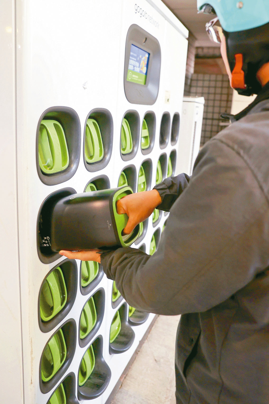 電動機車頻傳電池斷電車主串聯自救| 科技新情報| udn科技玩家