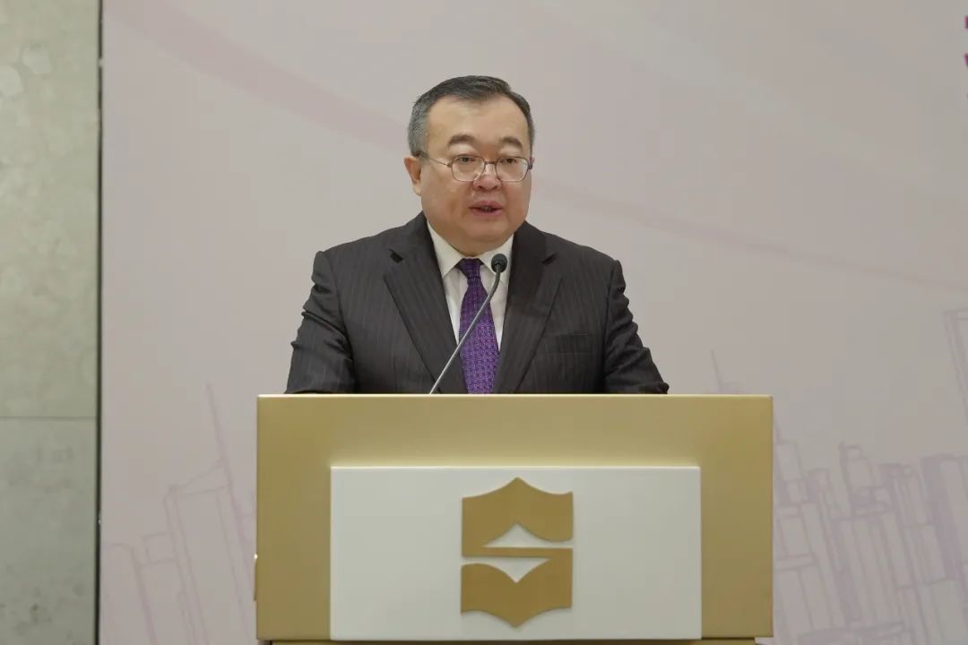 中共中央对外联络部长刘建超出访新加坡并发表演说。（取自中共中联部新闻办公室微信公众号）