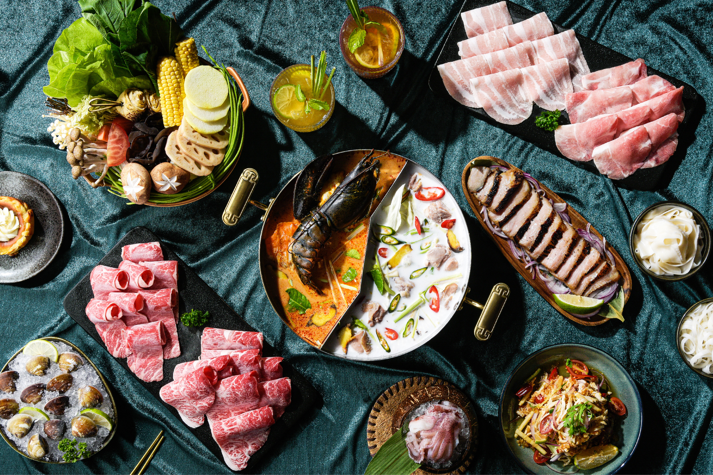 湳洋锅物推出掷筊活动，有机会享受「全桌免单」。图／黑浮国际餐饮集团提供