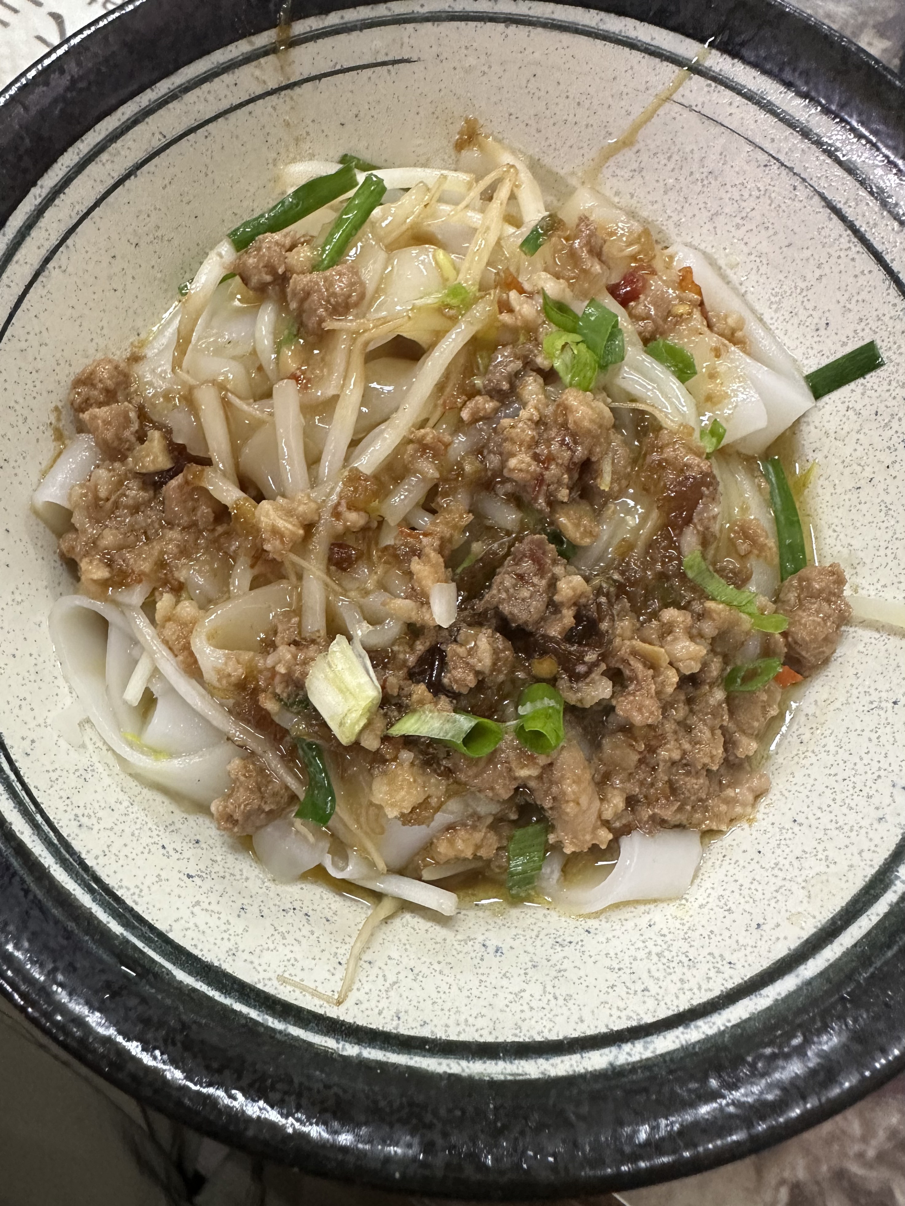 花莲县政府晚间宣布学生午餐自主暂停使用粄条类料理。示意图／联合报系资料照片