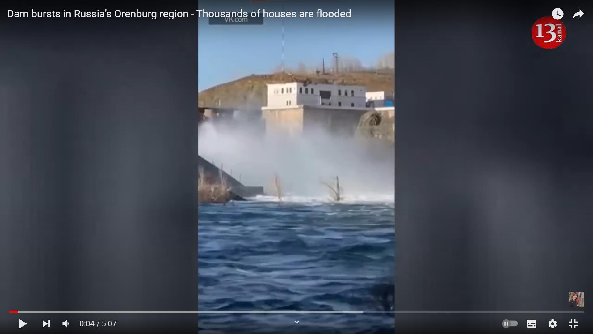 俄罗斯奥伦堡州水坝溃决，洪水淹没逾4000座房屋，当局紧急疏散数千人。取自YouTube影片