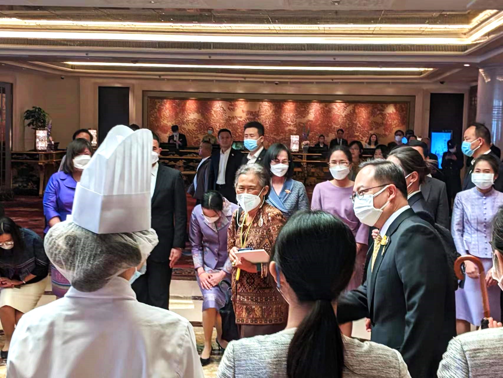 泰国公主诗琳通（中）8日午后乘车离开马英九下榻的中国大饭店。（记者廖士锋／摄影）