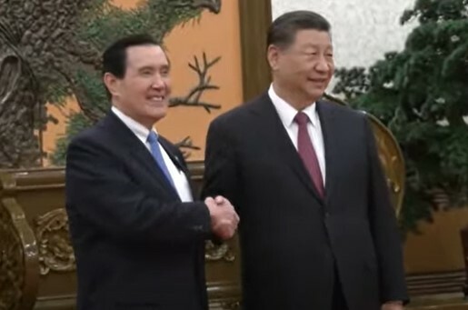 前总统马英九与中国国家主席习近平10日睽违9年再次碰面。图／取自直播截图
