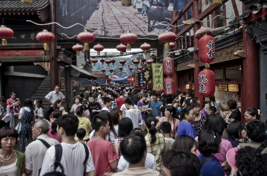 中国2024年首季经济数据出炉，较去年同期成长5.3%，成长超越外界预期。（Photo by Jack Zalium on Flickr under C.C. License）
