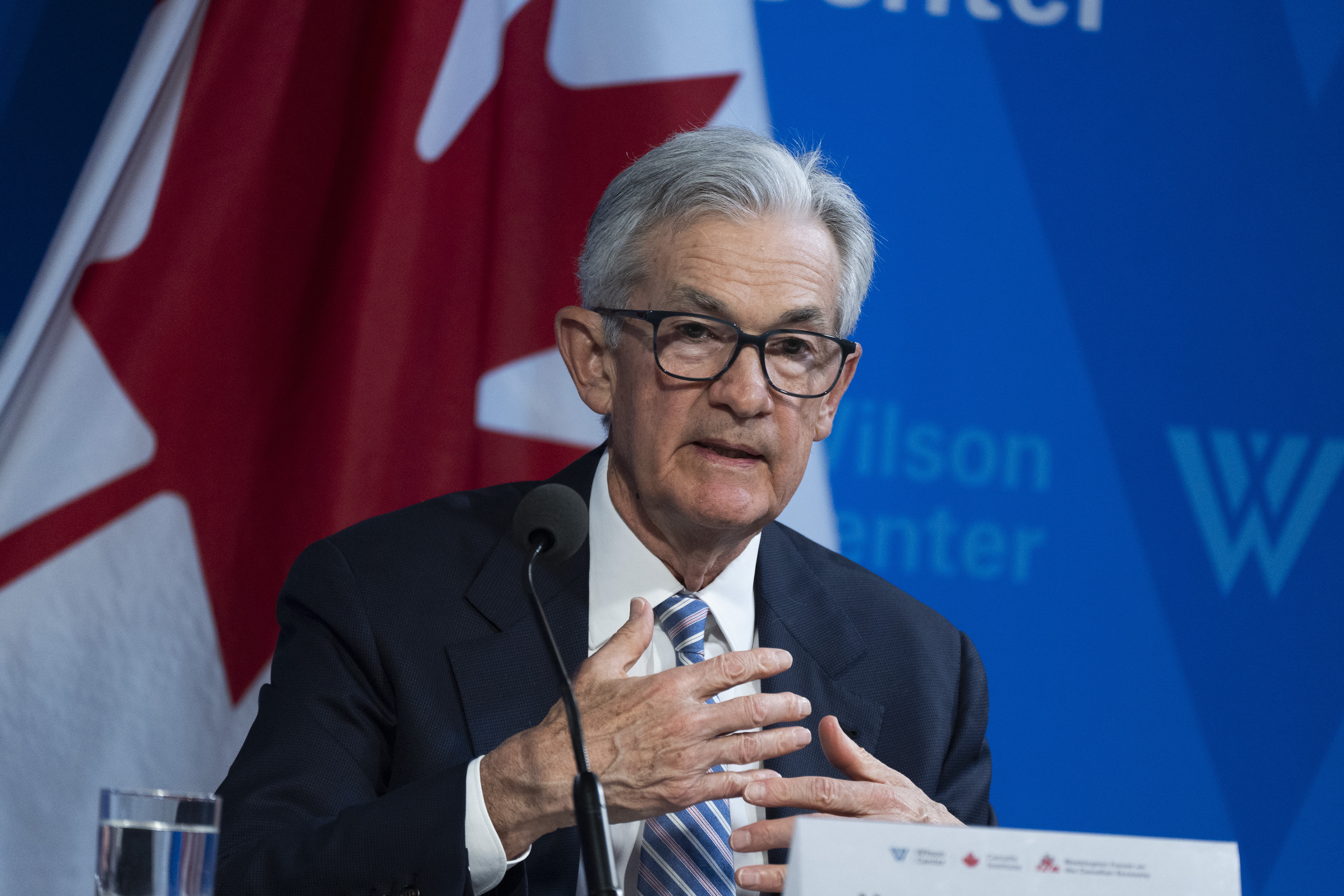 联准会（Fed）主席鲍尔16日出席在华盛顿举行的一场经济论坛。美联社