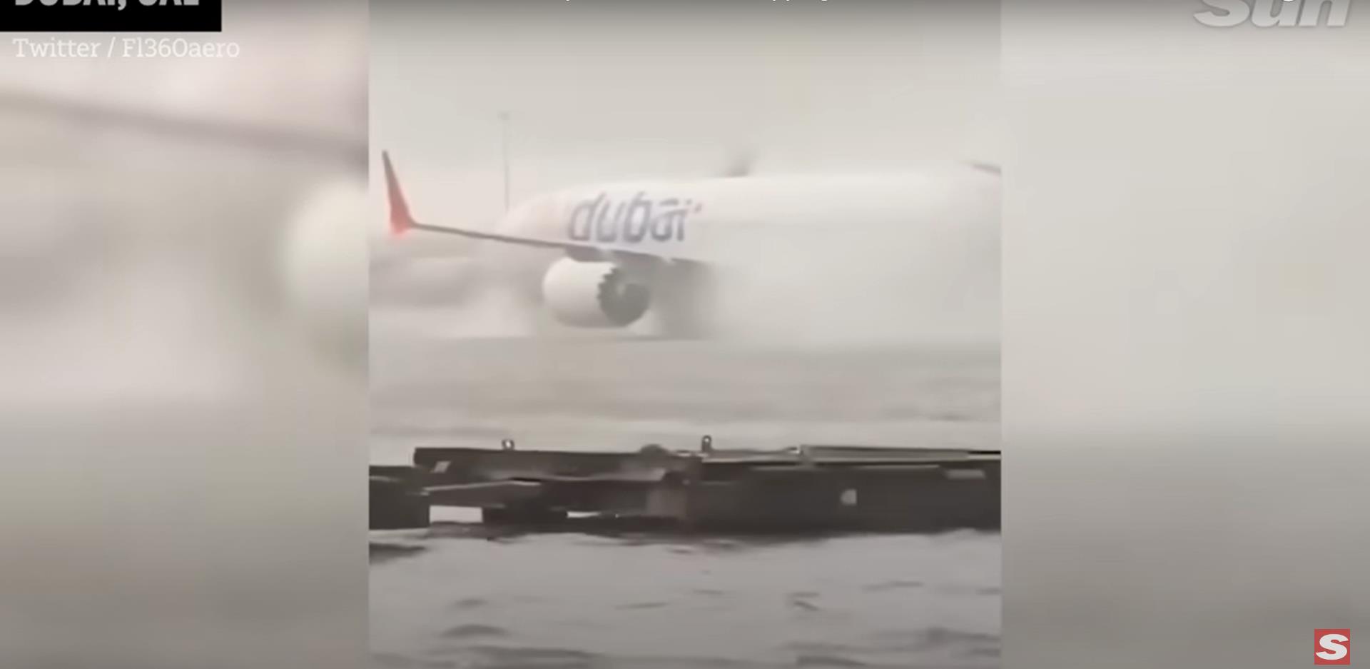 阿拉伯地区近日罕见降下暴雨，洪水成灾，杜拜机场停机坪都淹水。取自YouTube影片