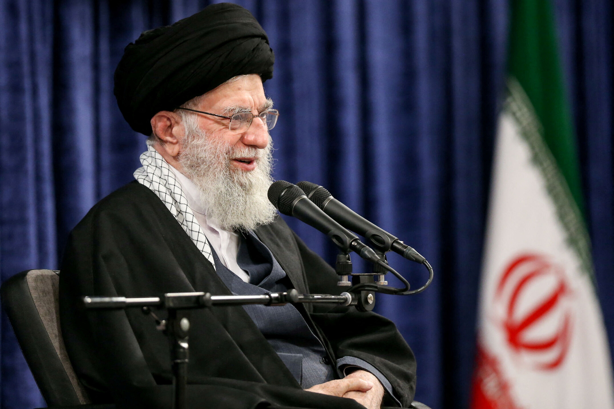 以色列19日攻击恰逢伊朗最高领袖哈米尼（Ayatollah Ali Khamenei）85岁生日。路透