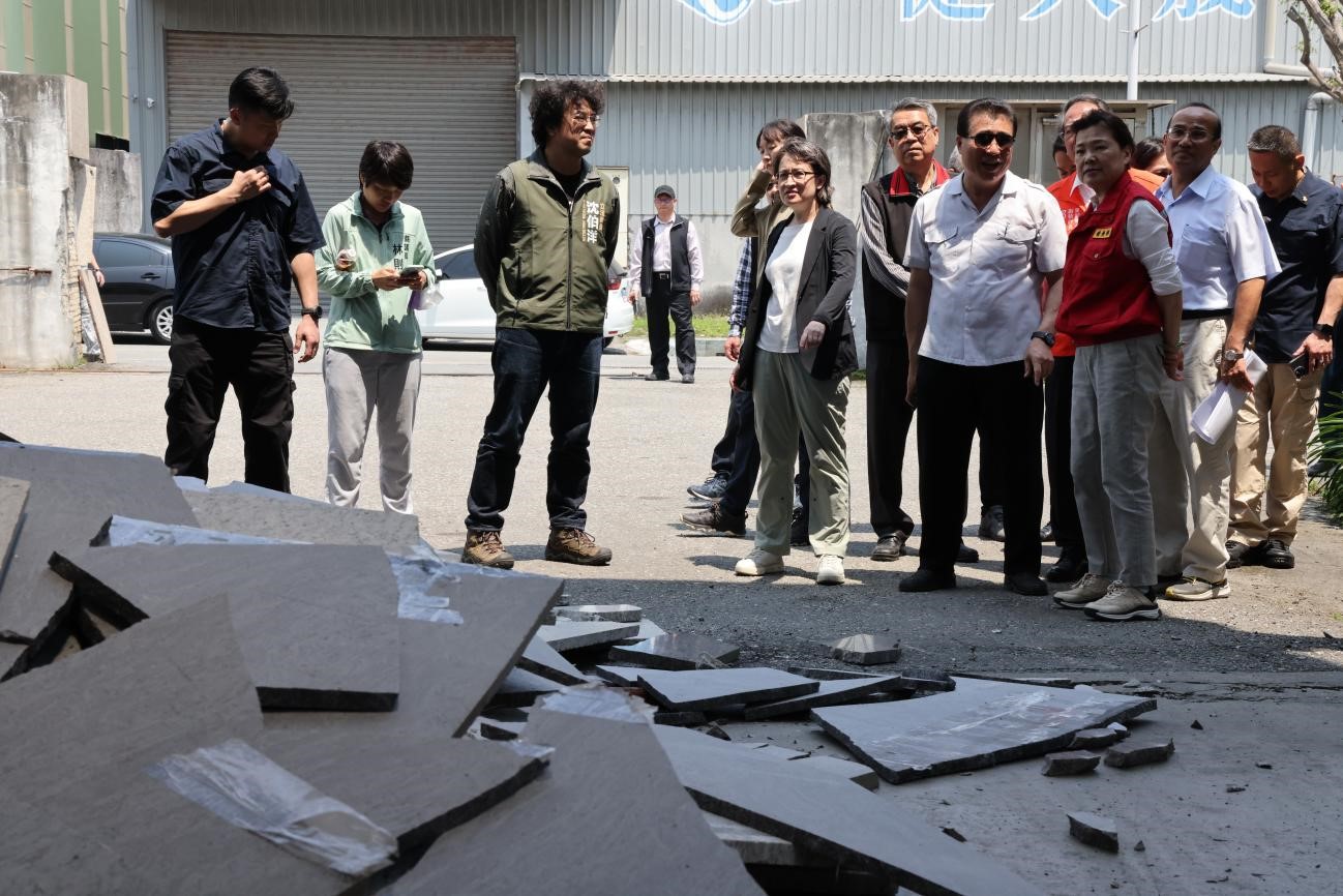 经济部长王美花在403大地震后，前往花莲了解产业因地震造成灾损情形。图／经济部提供