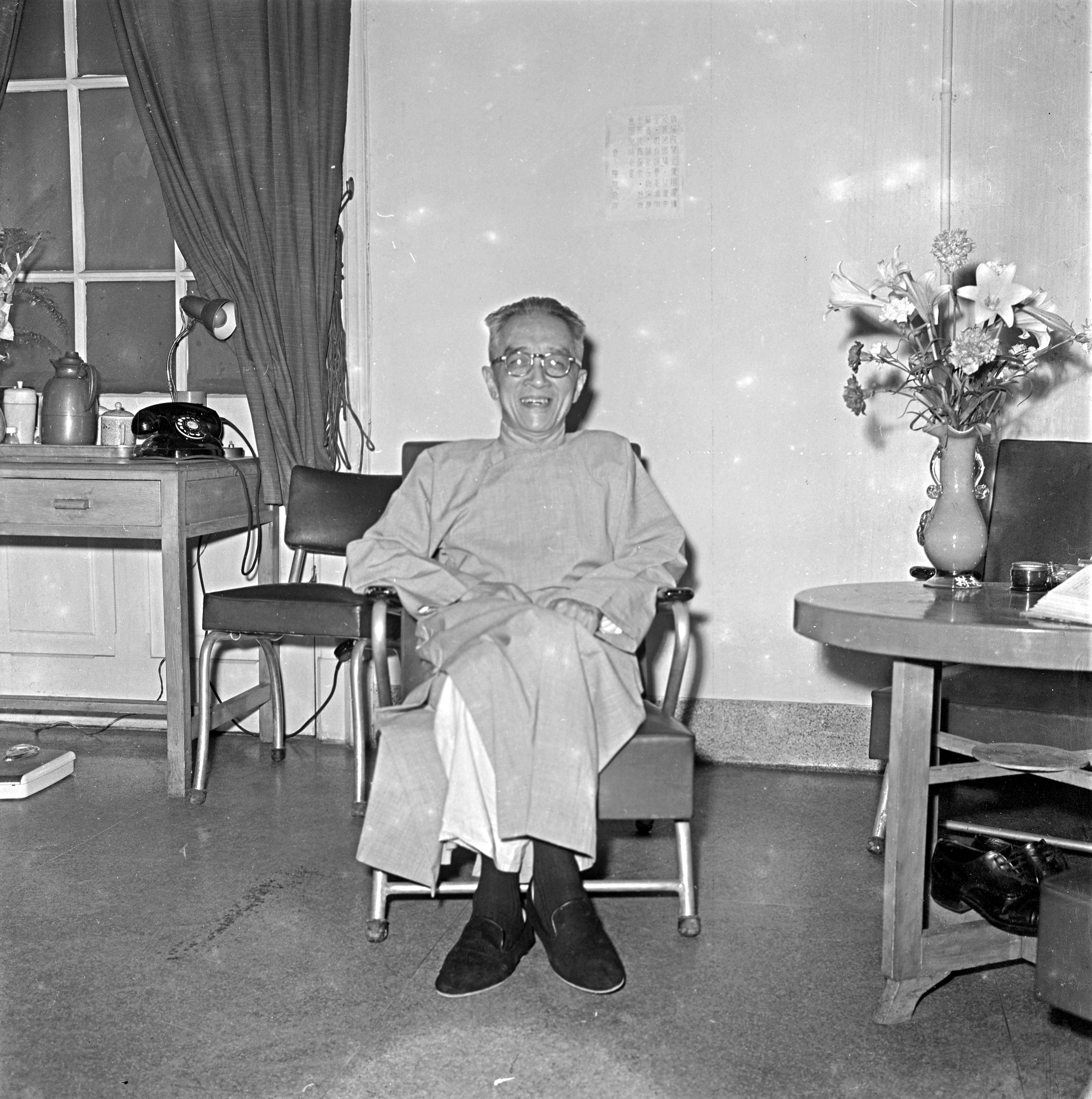 1961年中研院院长胡适博士病愈出院前接受联合报记者访问。图／联合报系资料照片