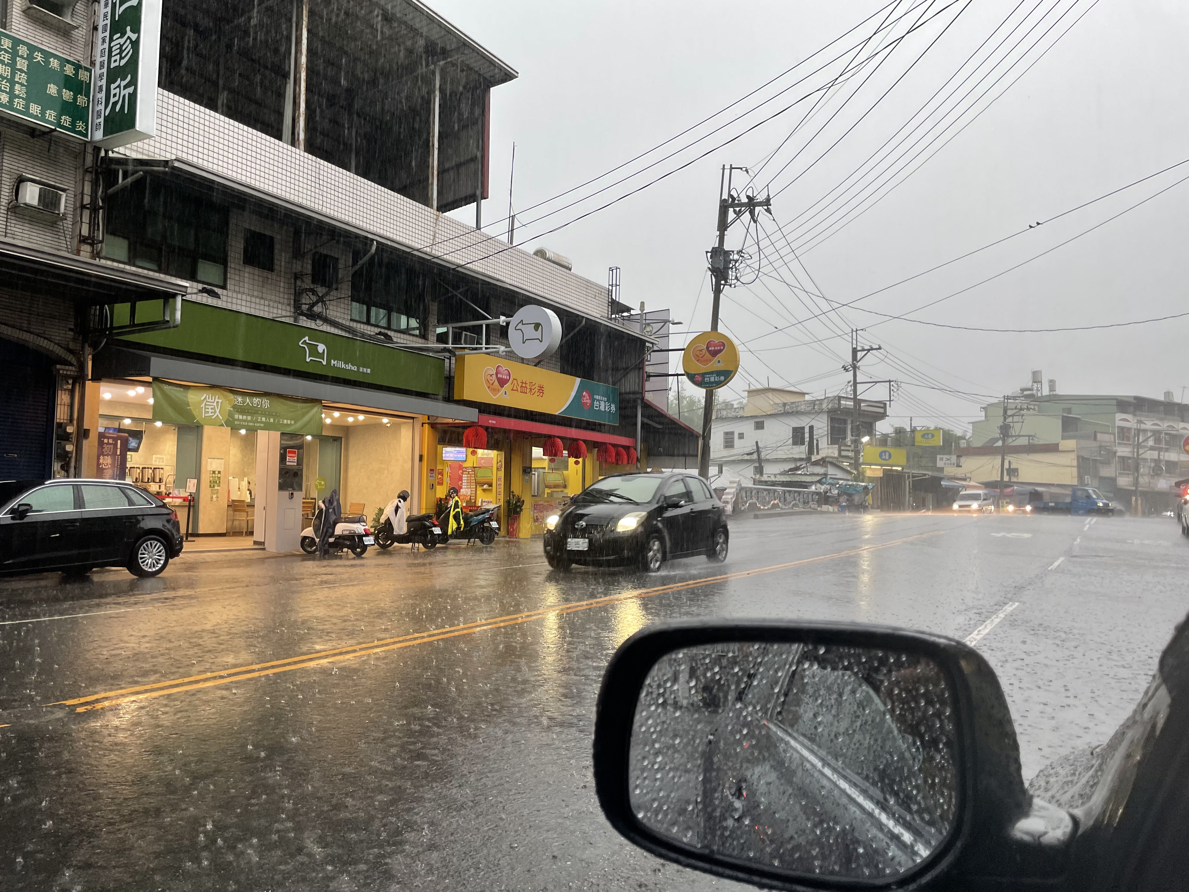 锋面过境带来大雨，南台湾旱情有望纾解。记者蔡世伟／摄影
