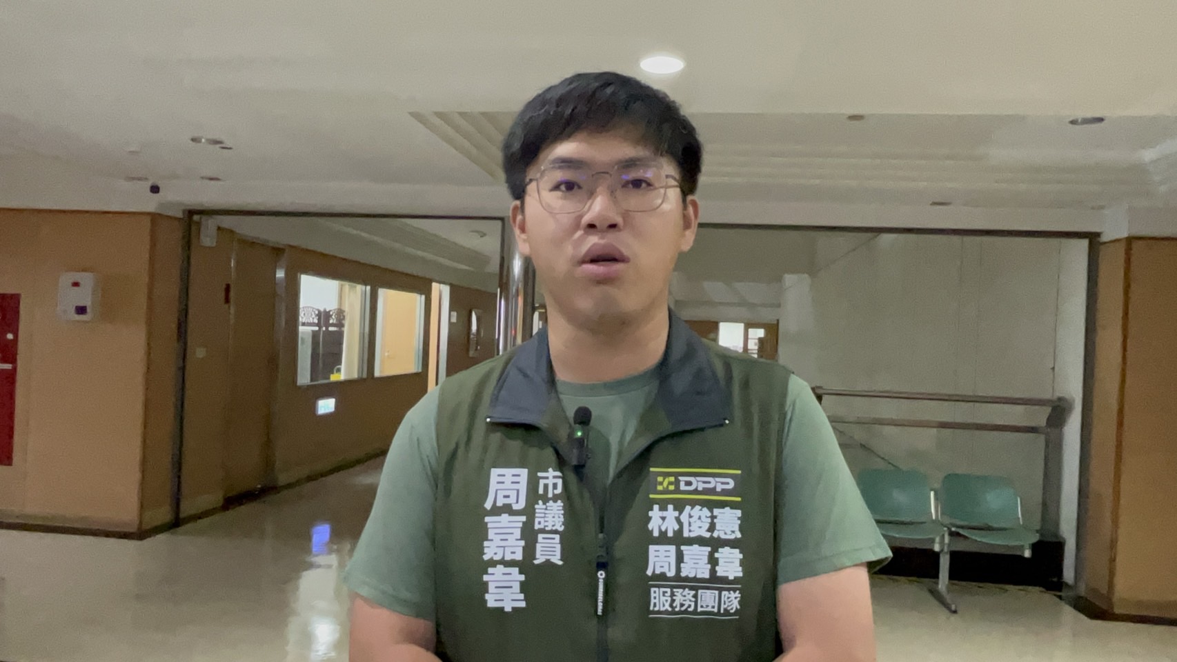 [新聞] 陳凱凌等遭起訴 南市綠議員痛斥「貪官讓