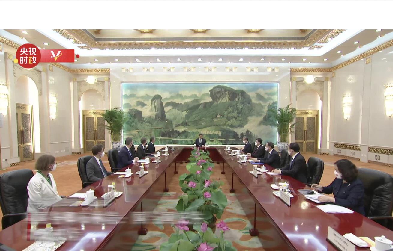 大陆国家主席习近平与美国国务卿布林肯2023年6月于北京人民大会堂福建厅会晤。（图／取自央视）