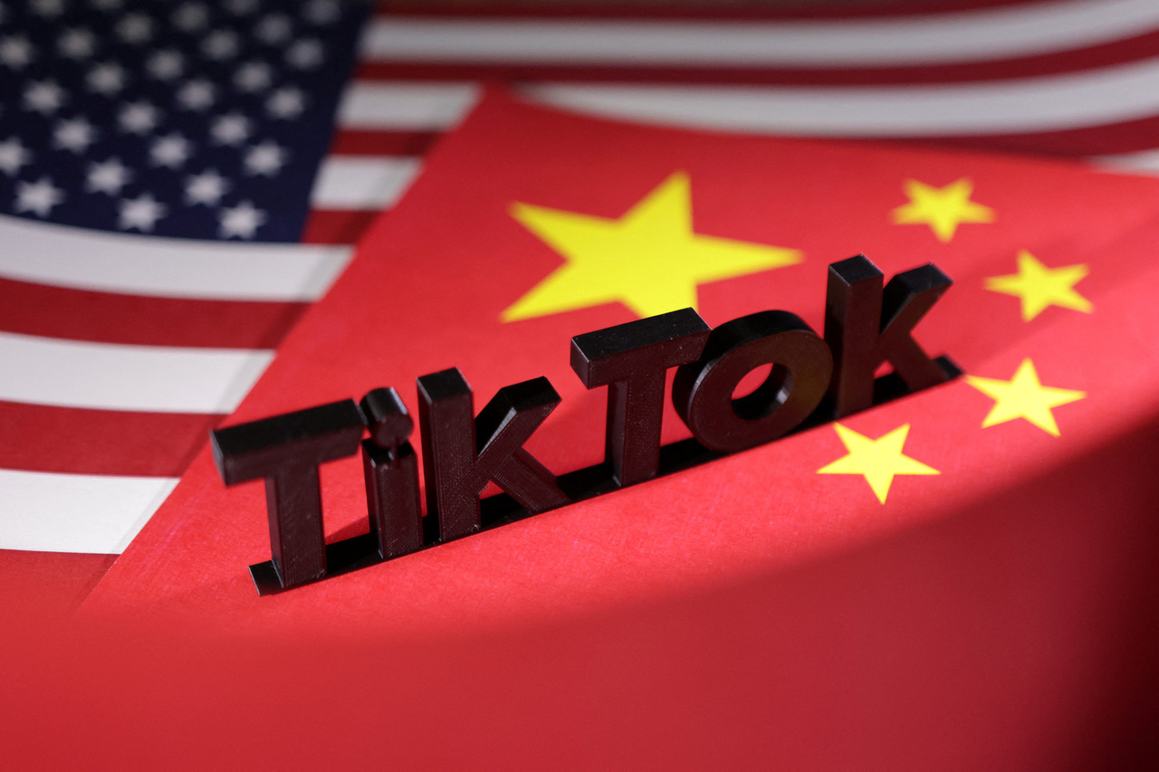 美国要求字节跳动科技出售热门社群影音平台TikTok，否则TikTok将遭美国禁用。路透社