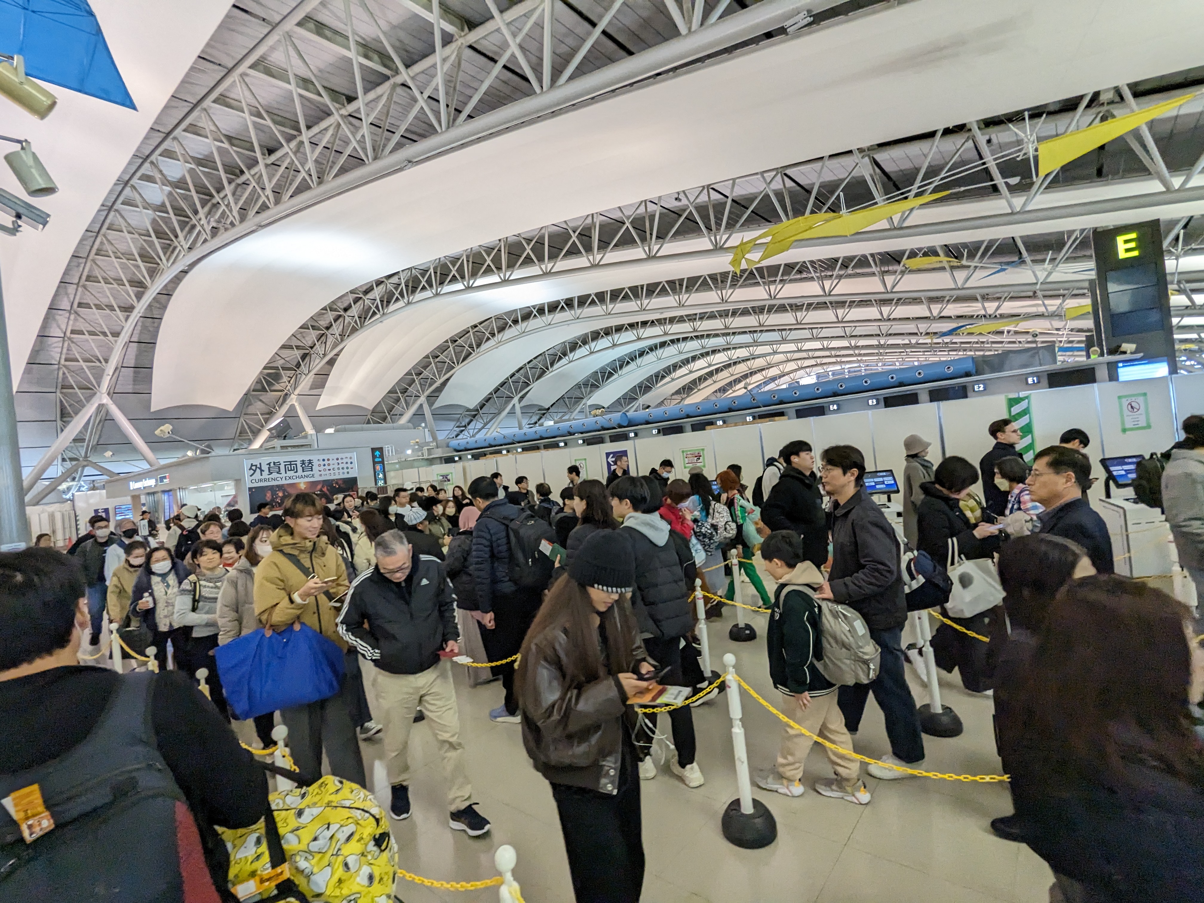 日本关西机场。本报系资料照片