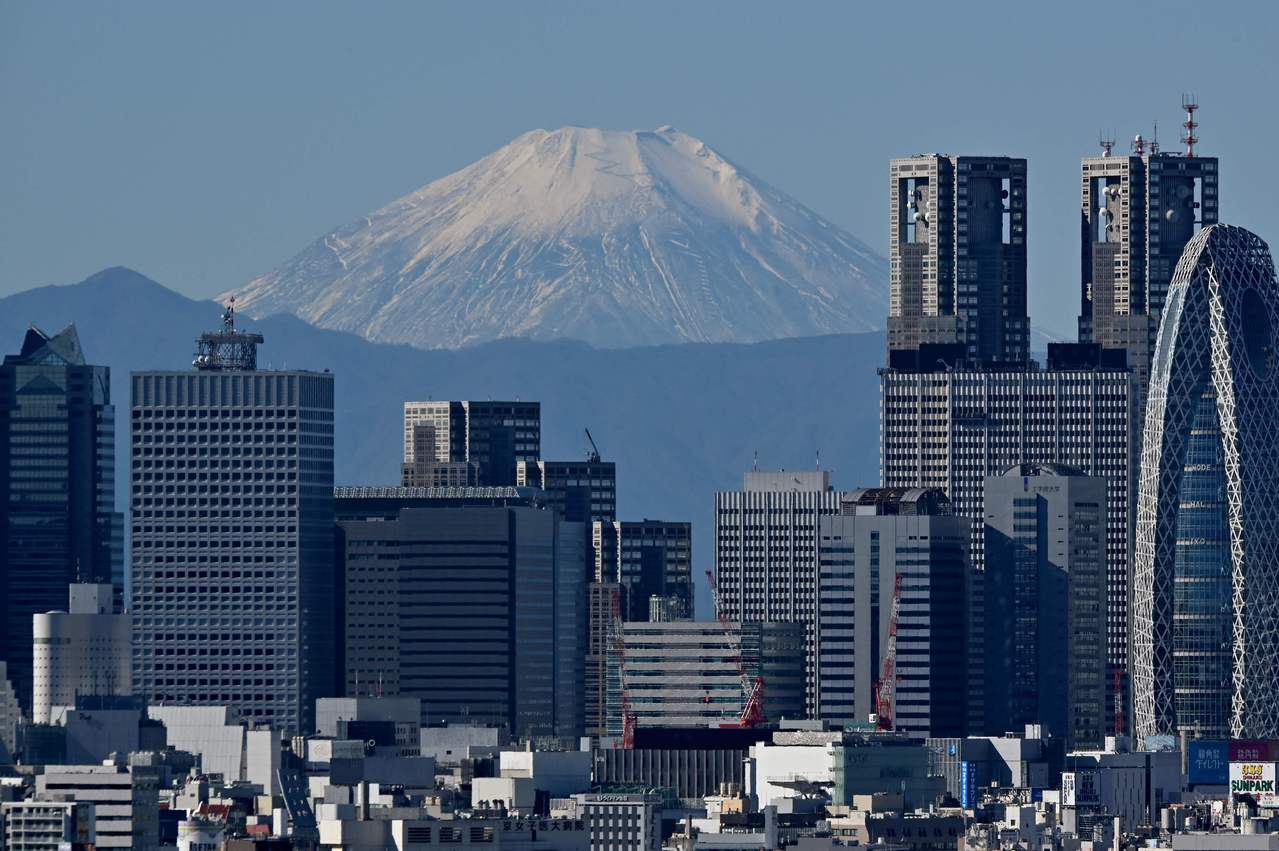 大陆富人正大举移民至日本并购买当地房产。图为东京新宿。法新社